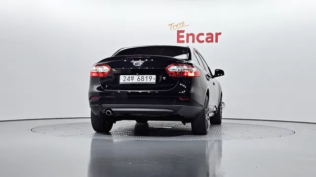 Renault SM3