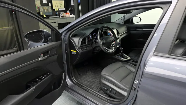 Hyundai Elantra (Avante)