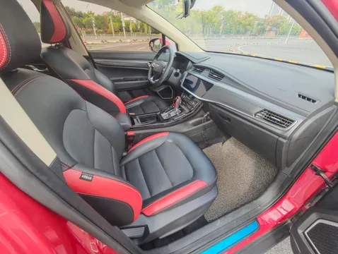 Geely Emgrand GS