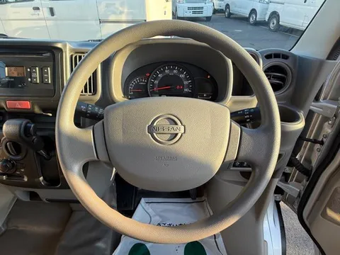 Nissan Clipper