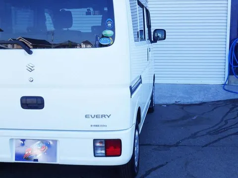Suzuki Every