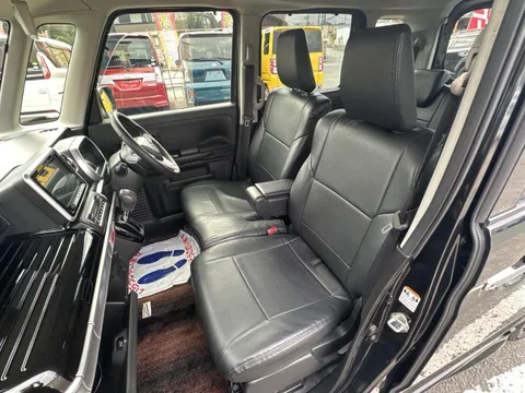 Suzuki Spacia Custom