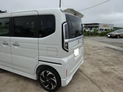 Suzuki Spacia Custom