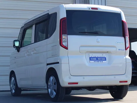 Suzuki Spacia