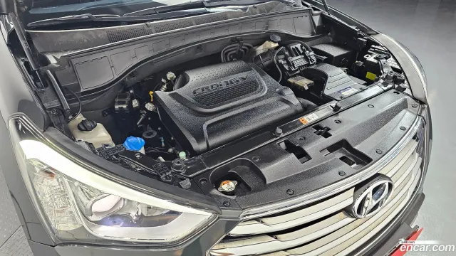 Hyundai Grand Santa Fe (Maxcruz)