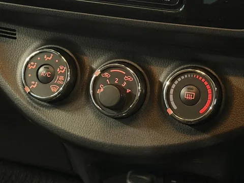 Toyota Yaris (Vitz)