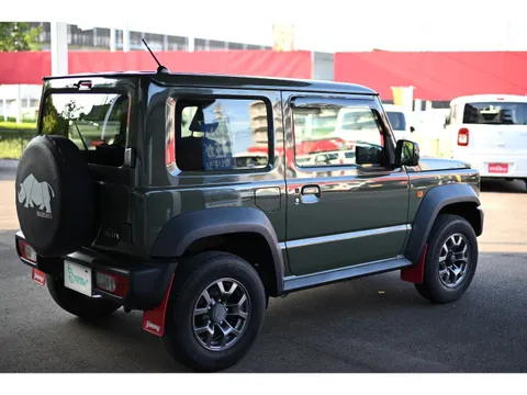Suzuki Jimny Sierra