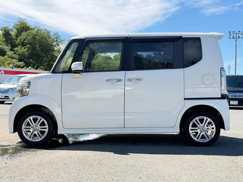 Honda N-BOX Plus