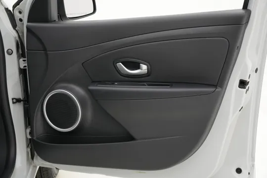 Renault SM3