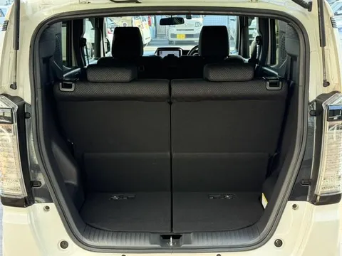 Honda N-BOX Slash