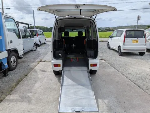 Daihatsu Atrai Wagon
