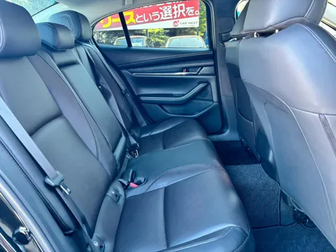 Mazda MAZDA3 Sedan