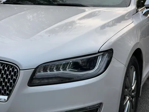 Lincoln MKZ