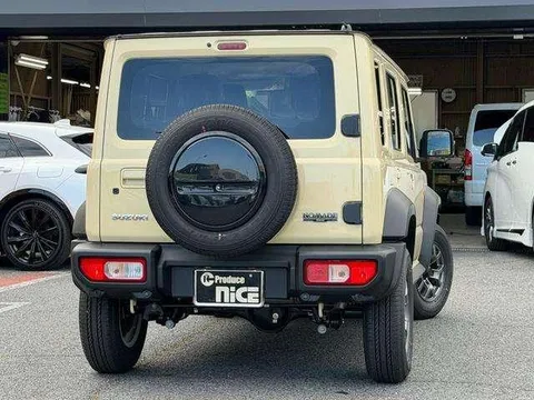 Suzuki Jimny Nomade