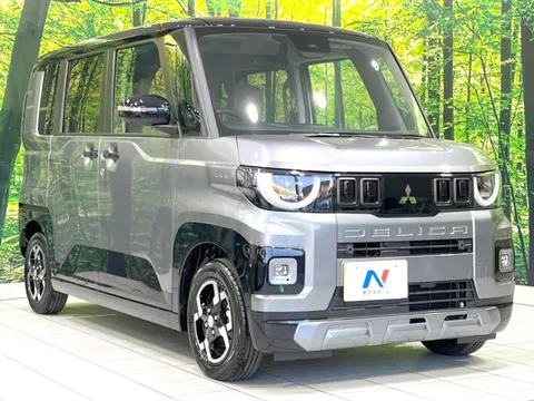 Mitsubishi Delica Mini