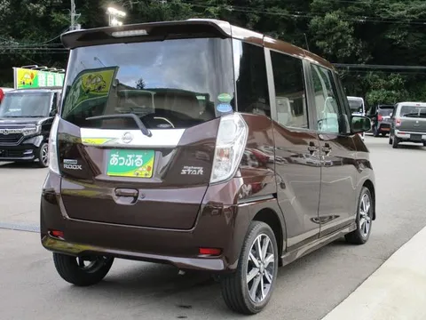 Nissan Dayz Roox