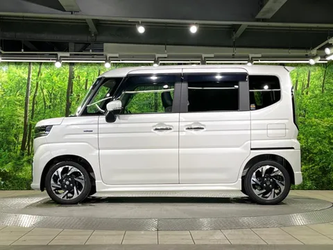 Suzuki Spacia Custom