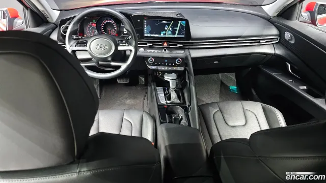 Hyundai Elantra (Avante)