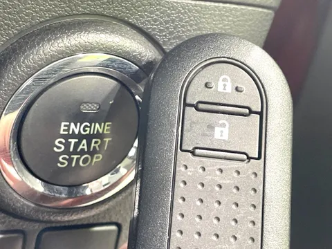 Daihatsu Mira Tocot