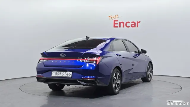 Hyundai Elantra (Avante)