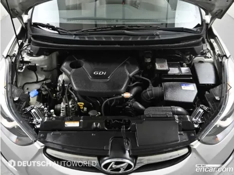 Hyundai Elantra (Avante)
