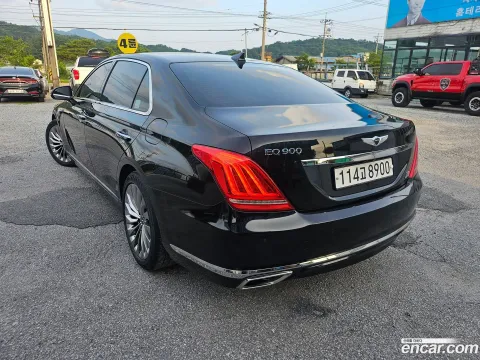 Genesis G90 (EQ900)
