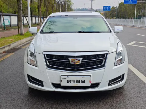 Cadillac XTS