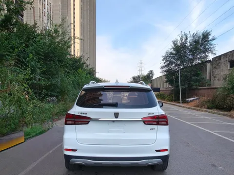 Roewe RX5