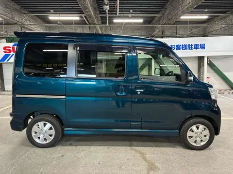 Daihatsu Atrai Wagon