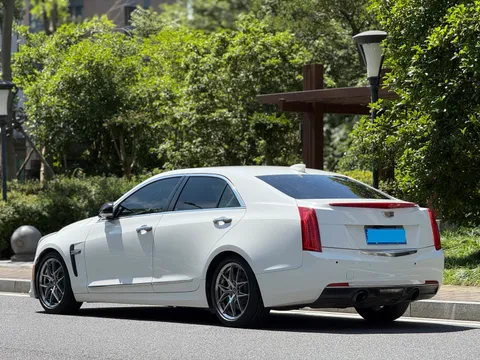 Cadillac ATS-L