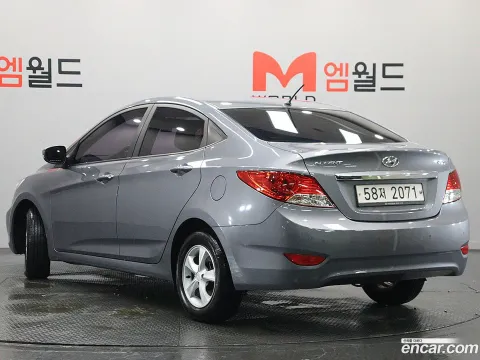 Hyundai Accent