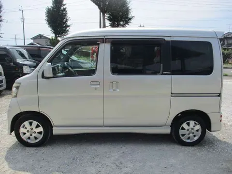 Daihatsu Atrai Wagon