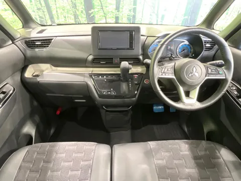 Mitsubishi Delica Mini