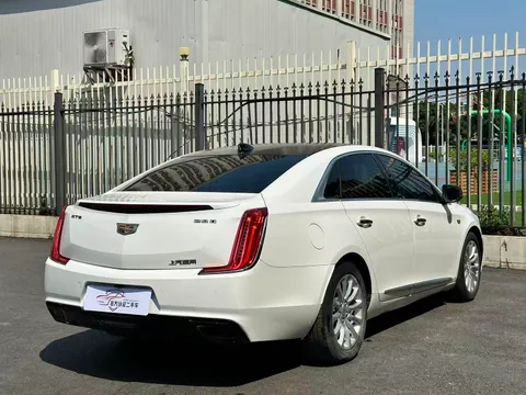 Cadillac XTS