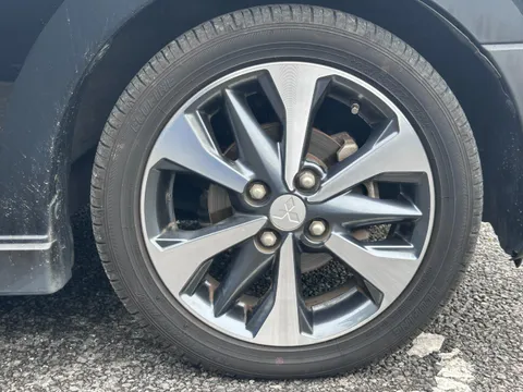 Mitsubishi eK X