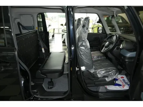 Suzuki Spacia Base
