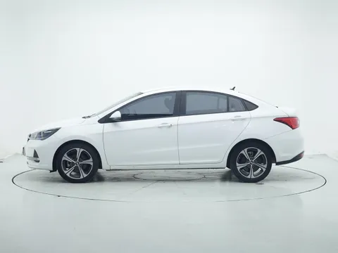 Chery Arrizo 5