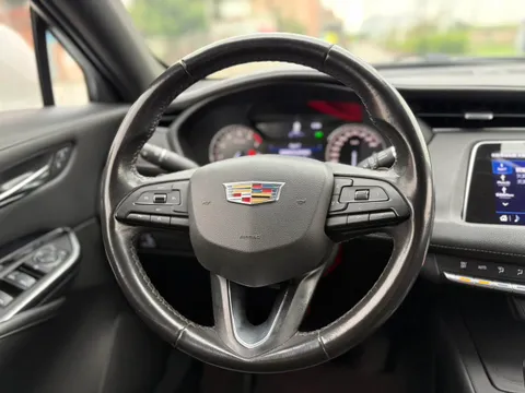 Cadillac XT4