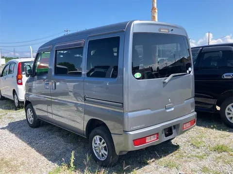 Mitsubishi Minicab Van