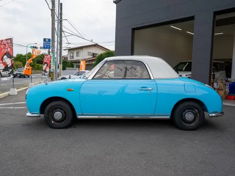 Nissan Figaro