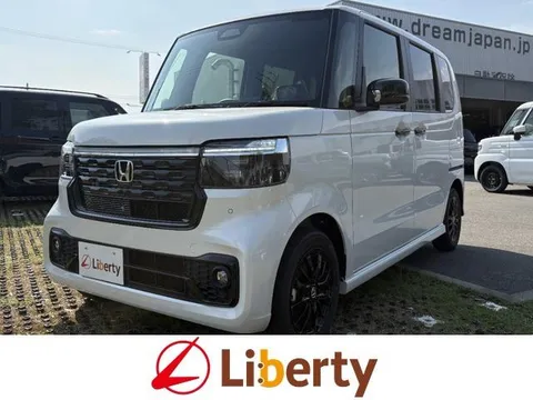Honda N-BOX Custom