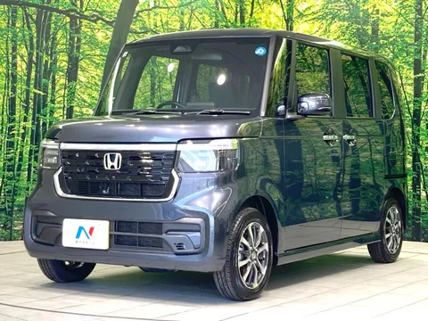 Honda N-BOX Custom