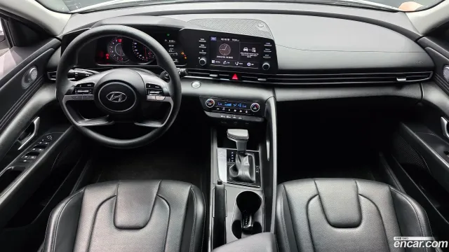 Hyundai Elantra (Avante)