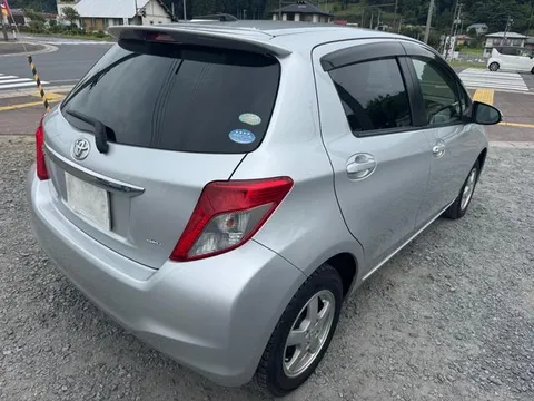 Toyota Yaris (Vitz)