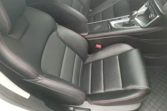 Geely Binray