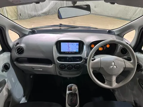 Mitsubishi I