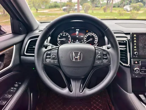 Honda UR-V