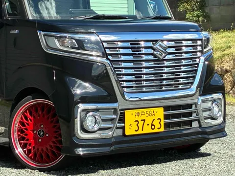 Suzuki Spacia