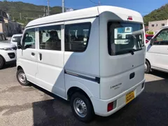Mitsubishi Minicab Van