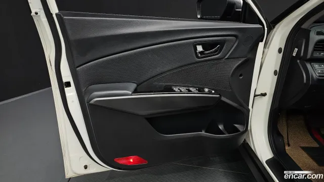 SsangYong Tivoli XLV (Tivoli Air)